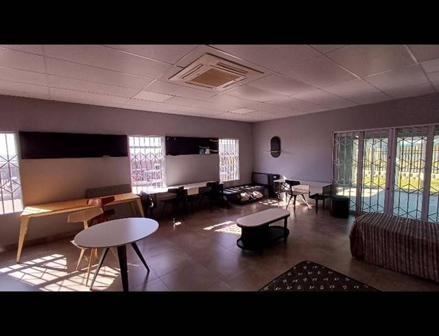 INDUSTRIAL FOR SALE IN KNOPPIESLAAGTE